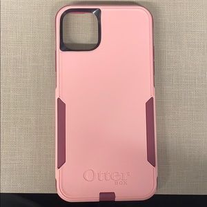 Iphone 11 pro max otter box